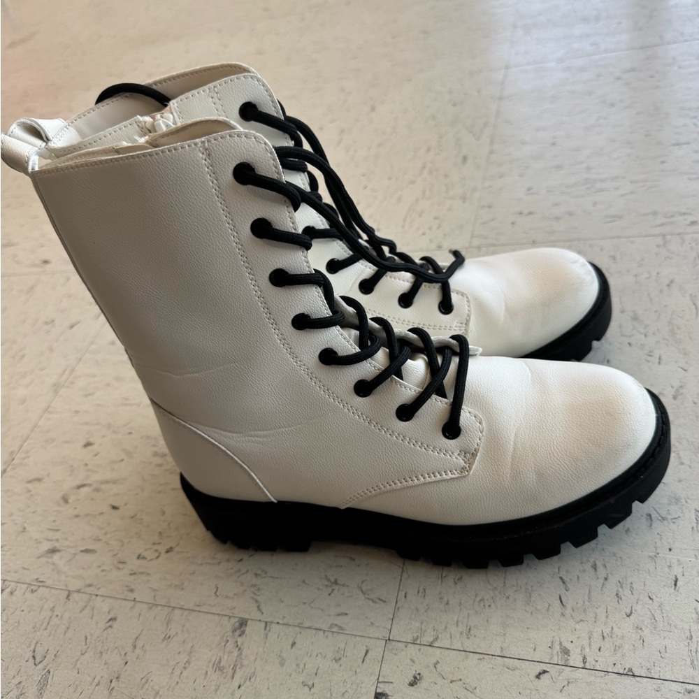 White and Black Combat Moto Boots with Rugged Sole